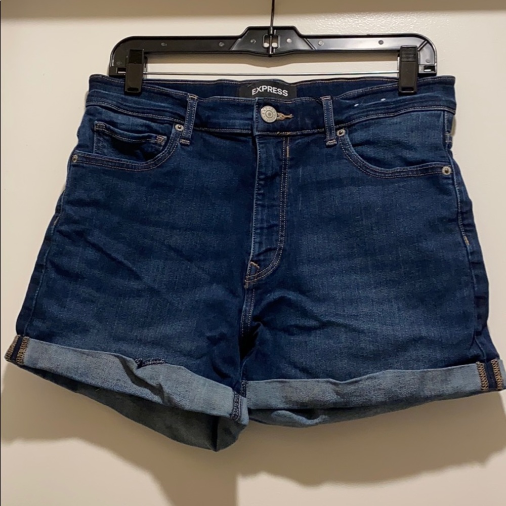Express shorts